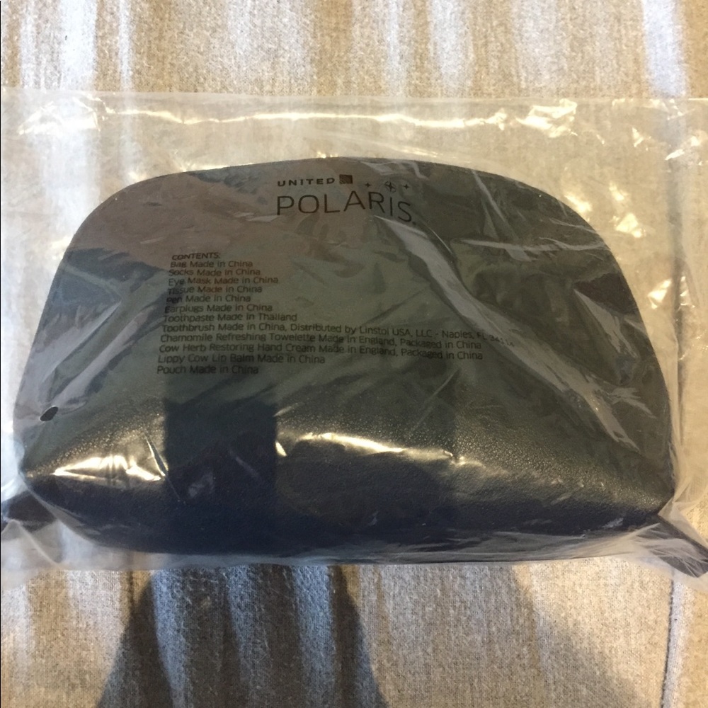 New Travel Kit - Picture 2 of 4